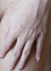 Hot 25yo sexy Thai ladyboy Peach sucks white cock
