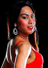 Nicole Ann is a very pretty, sexy young transpinay woman, only 21 years old.