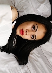 21yo hot Thai ladyboy Sweetie takes mouthful of cum after getting fucked