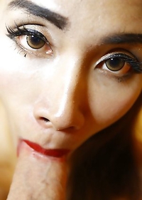 24 year old Thai ladyboy sucks off her white tourist friends fat cock