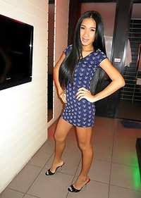 Thai shemale Guitar No Panties Bareback Ride