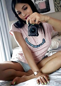 TS Filipina Lusty Mirror Selfie