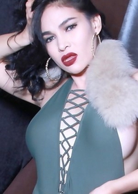 TS Filipina Sexy Fishnet Stockings